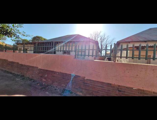 26 BEDROOM HOUSE FOR SALE IN BRAKPAN CENTRAL